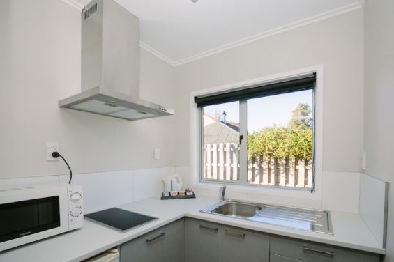 Superior Queen Studio kitchenette