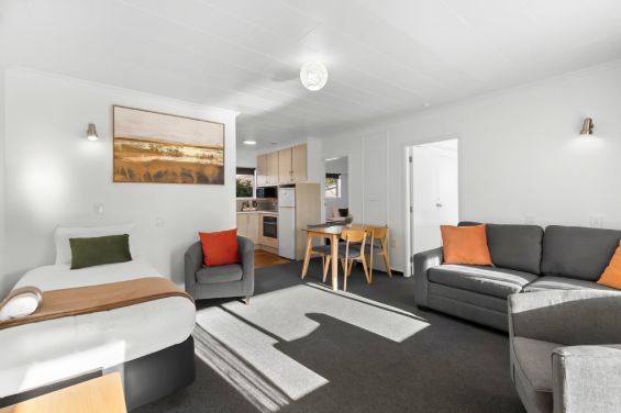 Superior Two Bedroom King Apartment