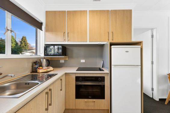 Superior Two Bedroom King Apartment kitchen